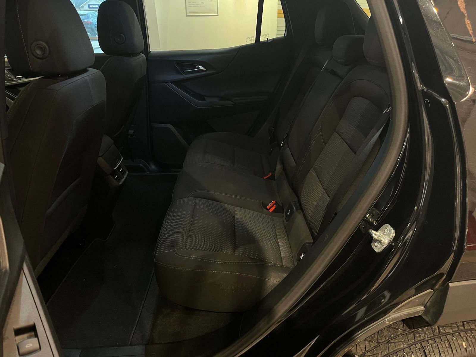 Thumbnail: 2025 Chevrolet Equinox - 25