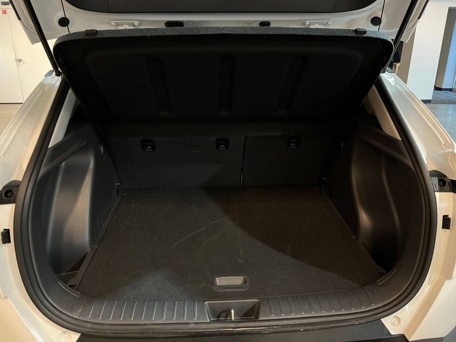 Thumbnail: 2025 Hyundai Kona - 31