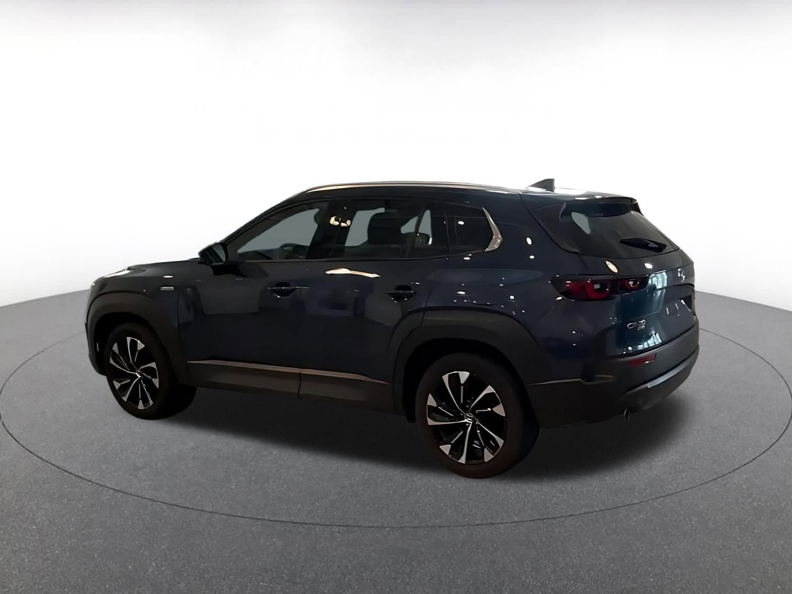 Thumbnail: 2025 Mazda CX-50 - 8