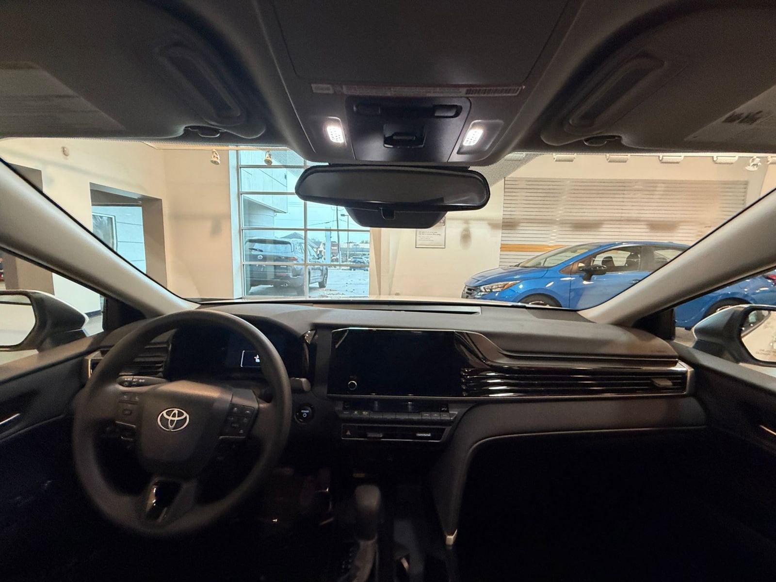 Thumbnail: 2025 Toyota Camry - 32