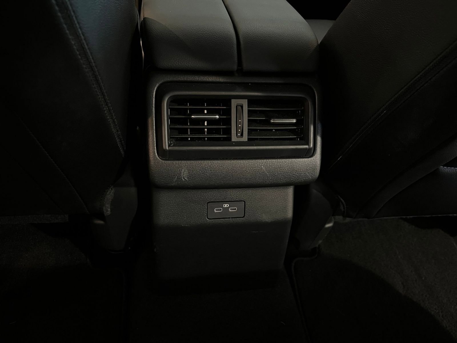 Thumbnail: 2025 Mazda CX-50 - 24