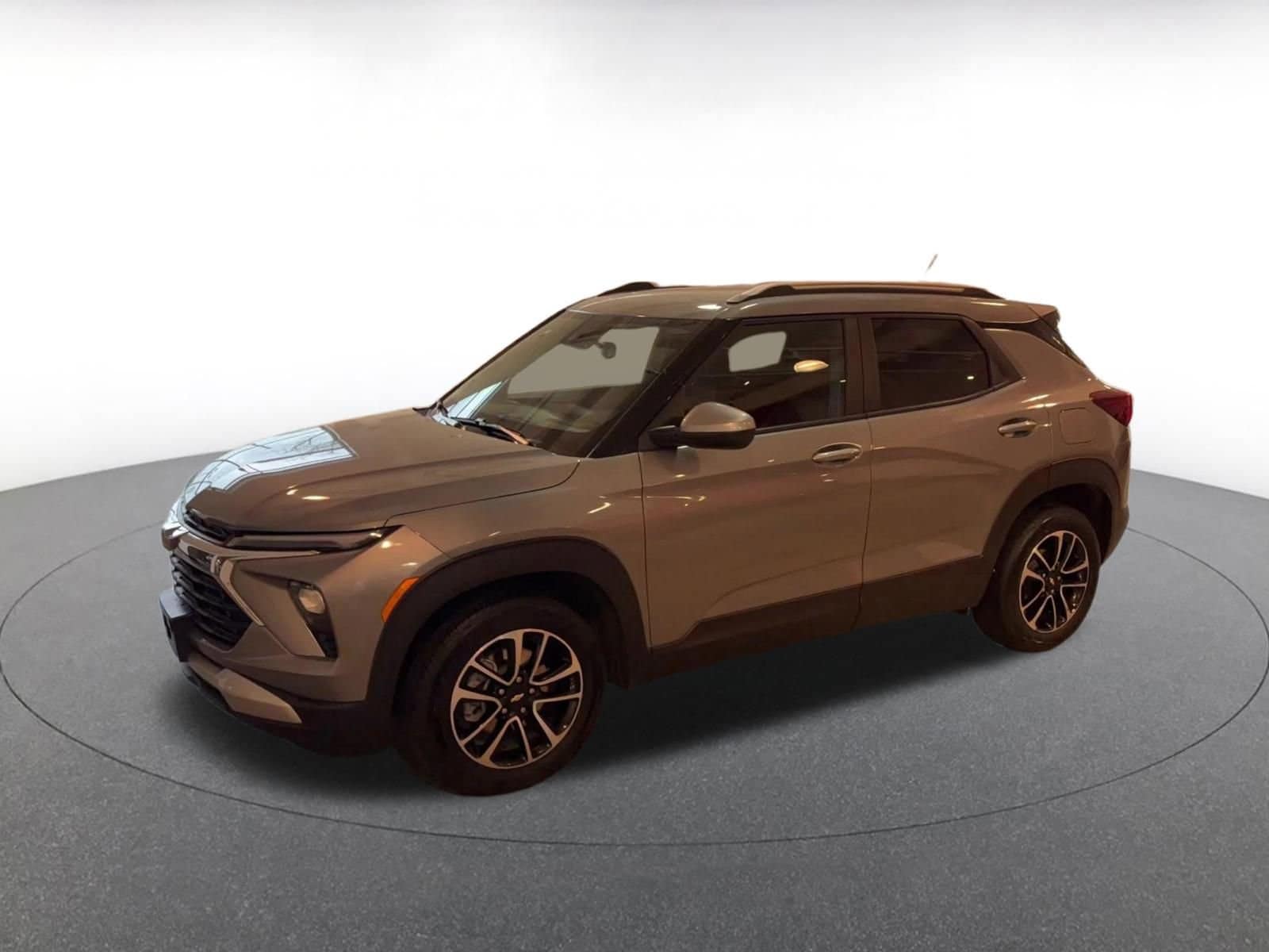 Thumbnail: 2025 Chevrolet TrailBlazer - 8