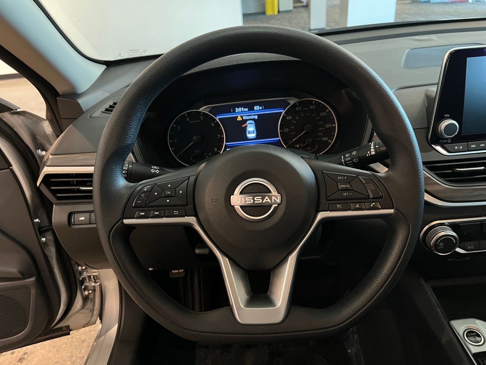 Thumbnail: 2025 Nissan Altima - 27