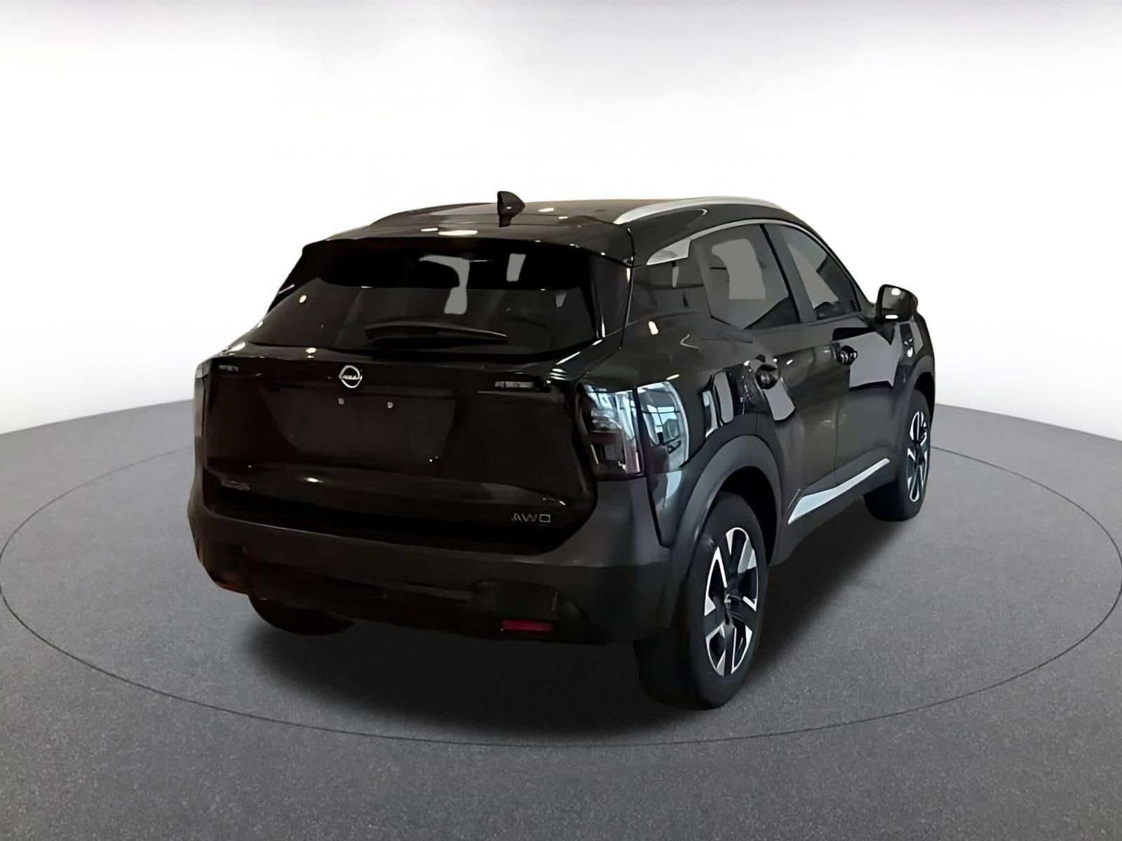 Thumbnail: 2026 Nissan Kicks - 10