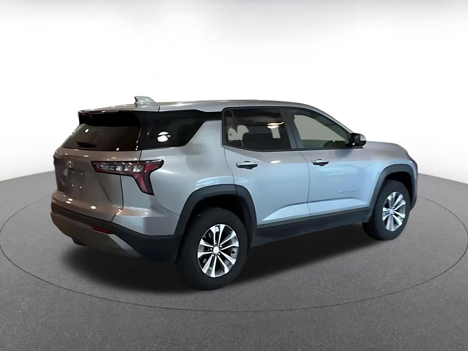 Thumbnail: 2025 Chevrolet Equinox - 12