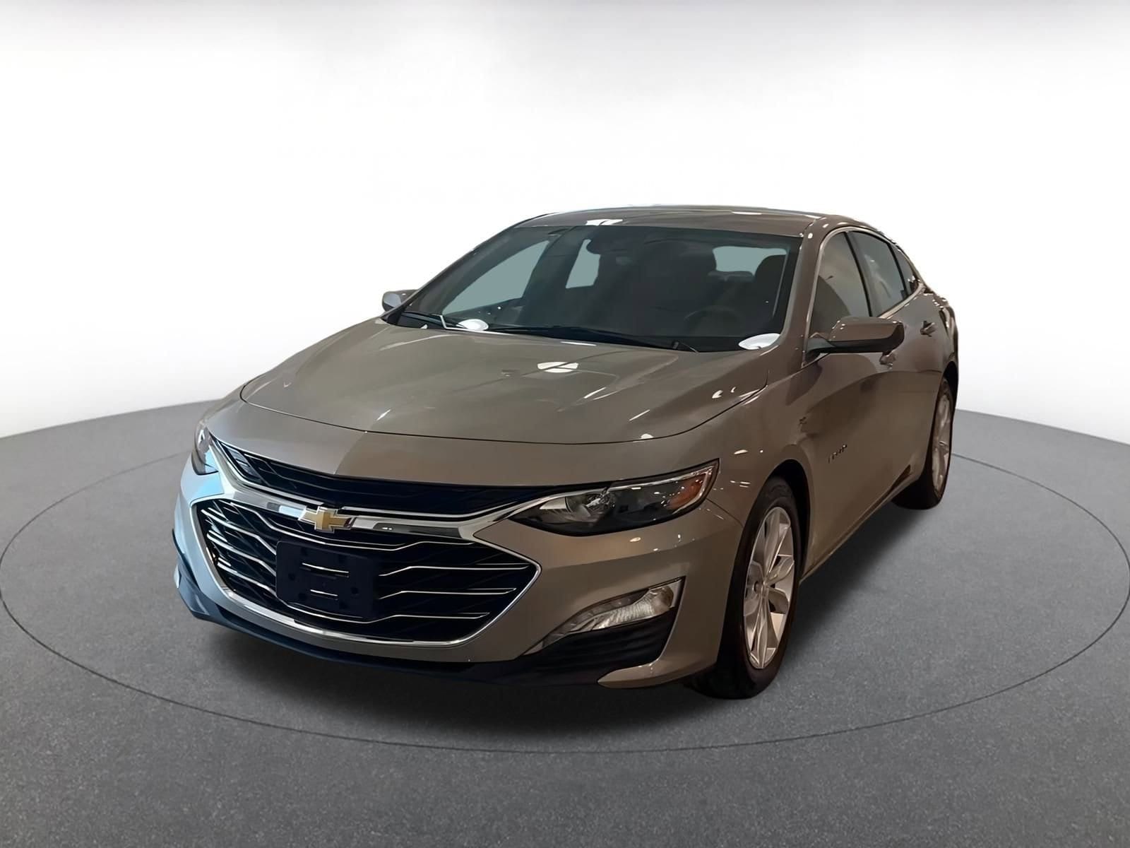 Thumbnail: 2024 Chevrolet Malibu - 6