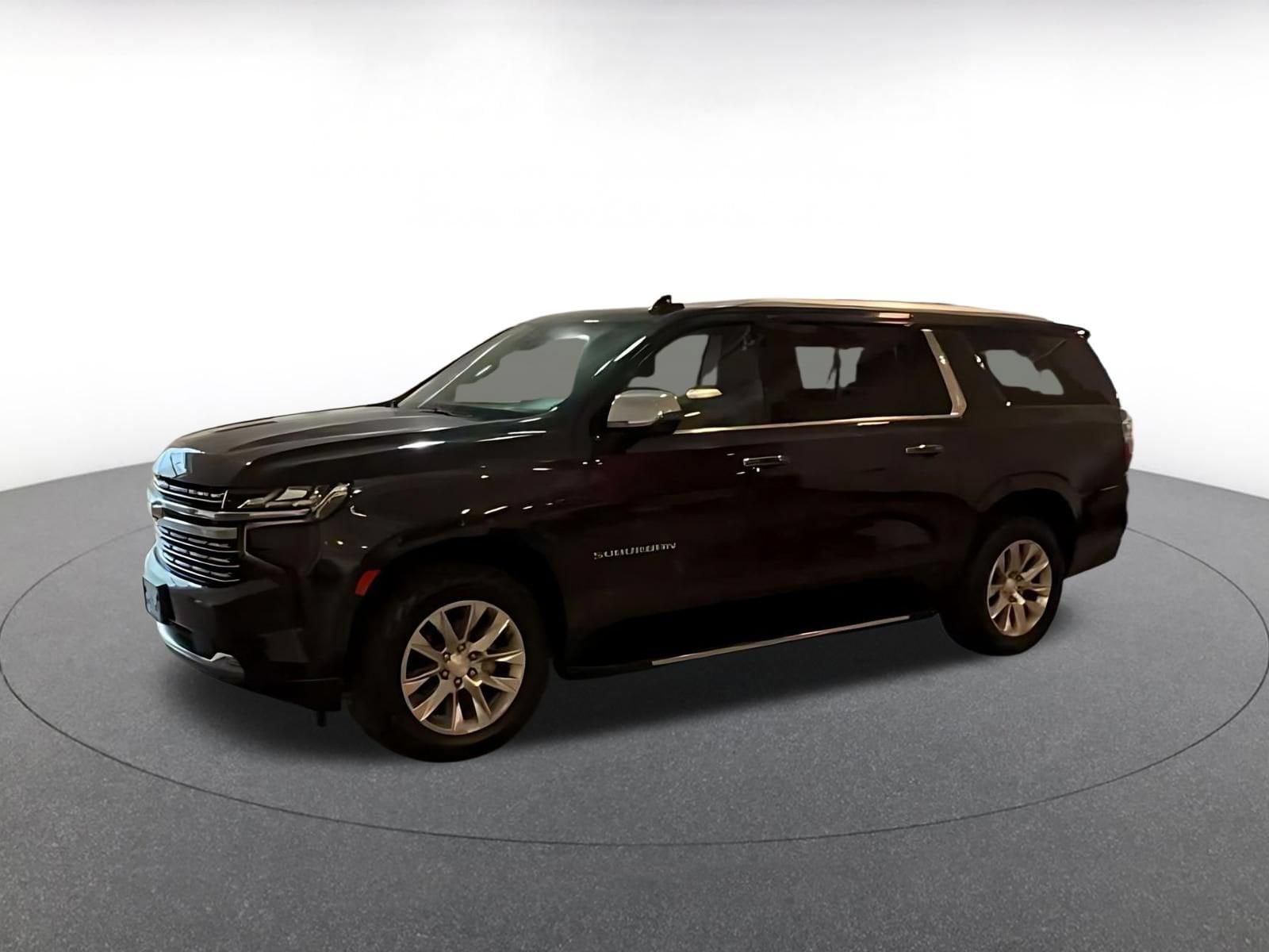 Thumbnail: 2023 Chevrolet Suburban - 7