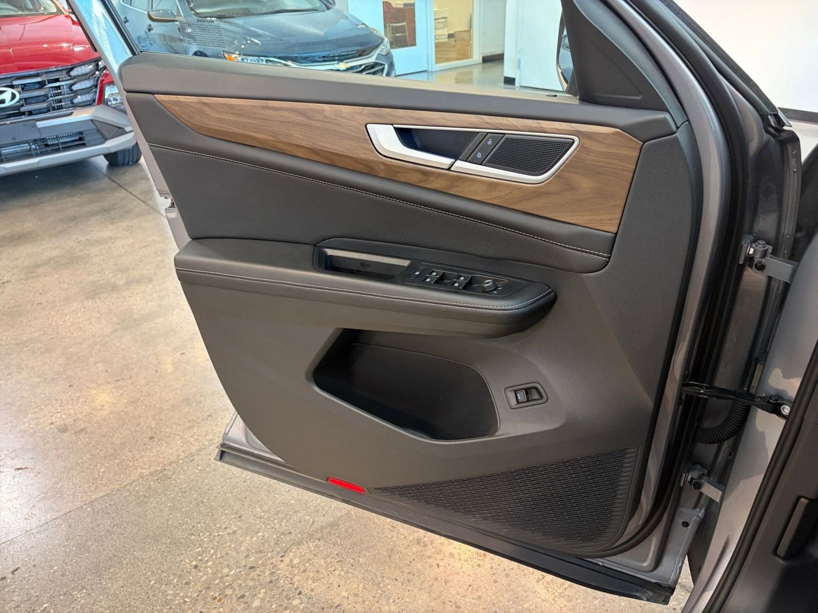 Thumbnail: 2025 Volkswagen Atlas - 20