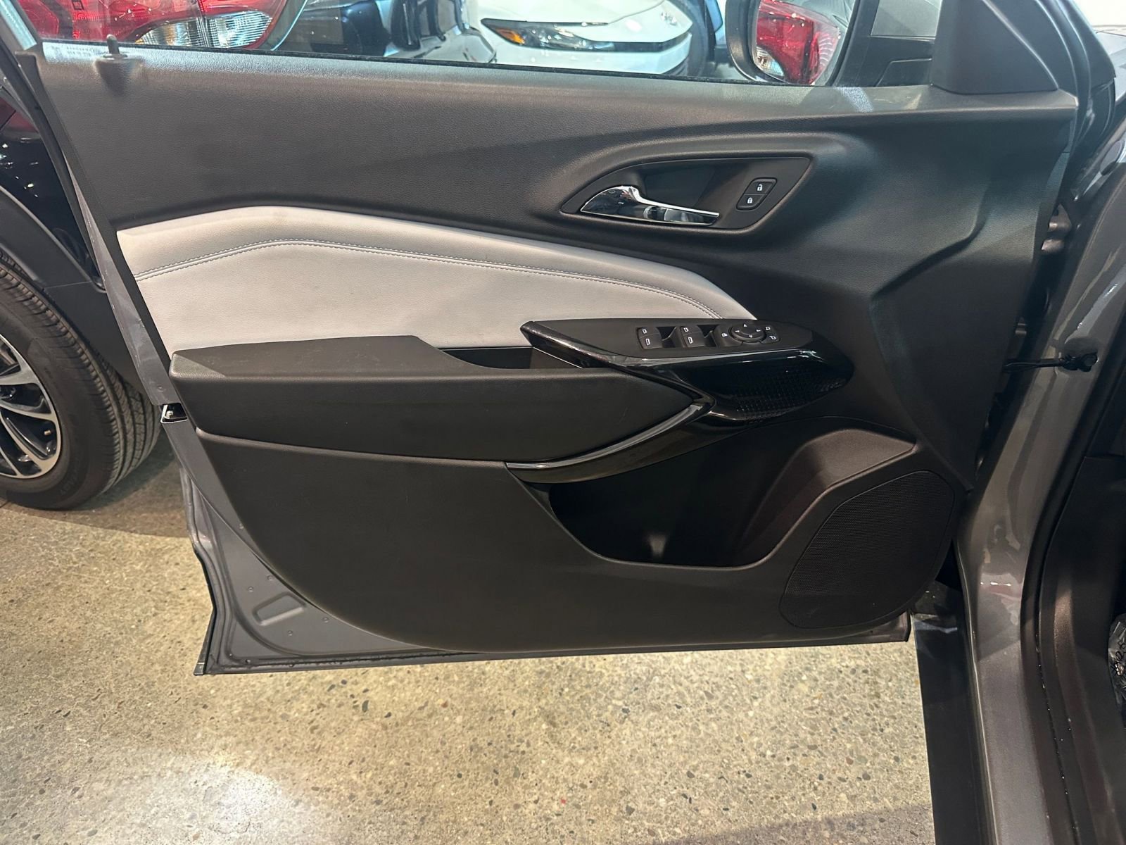 Thumbnail: 2025 Chevrolet Trax - 20