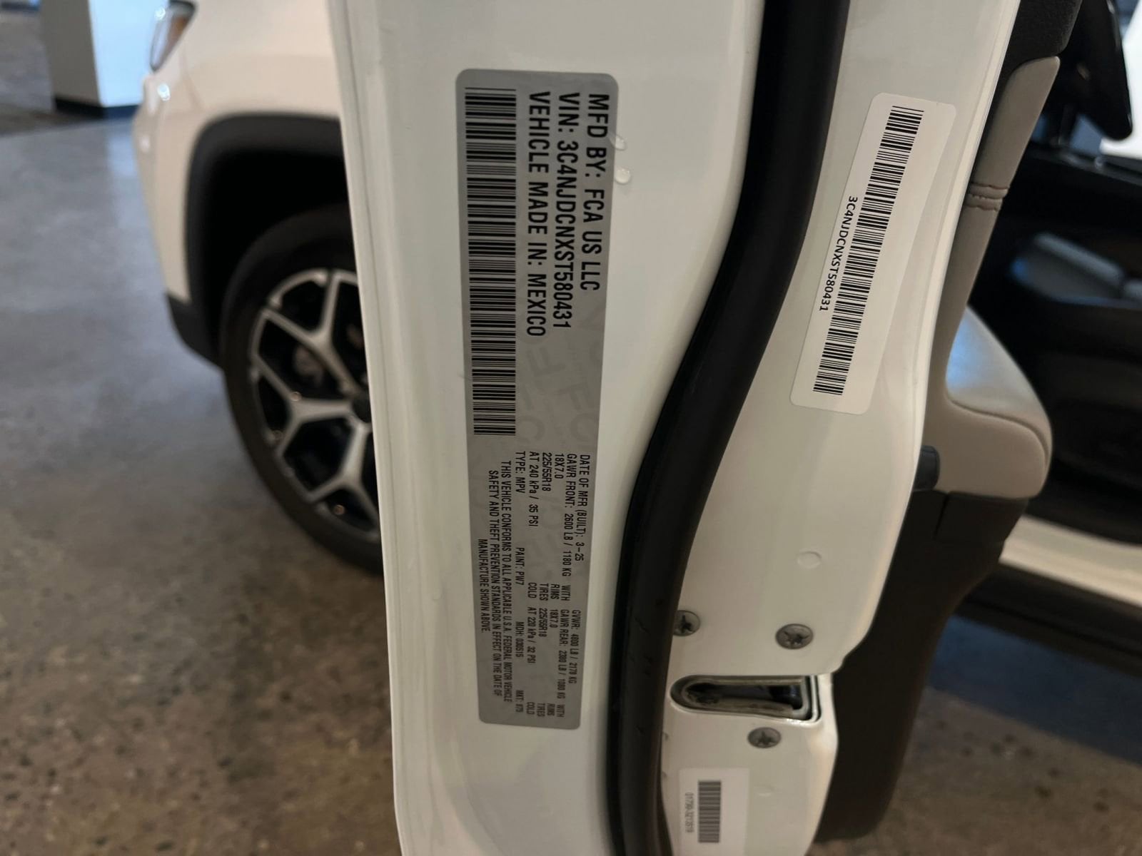 Thumbnail: 2025 Jeep Compass - 29