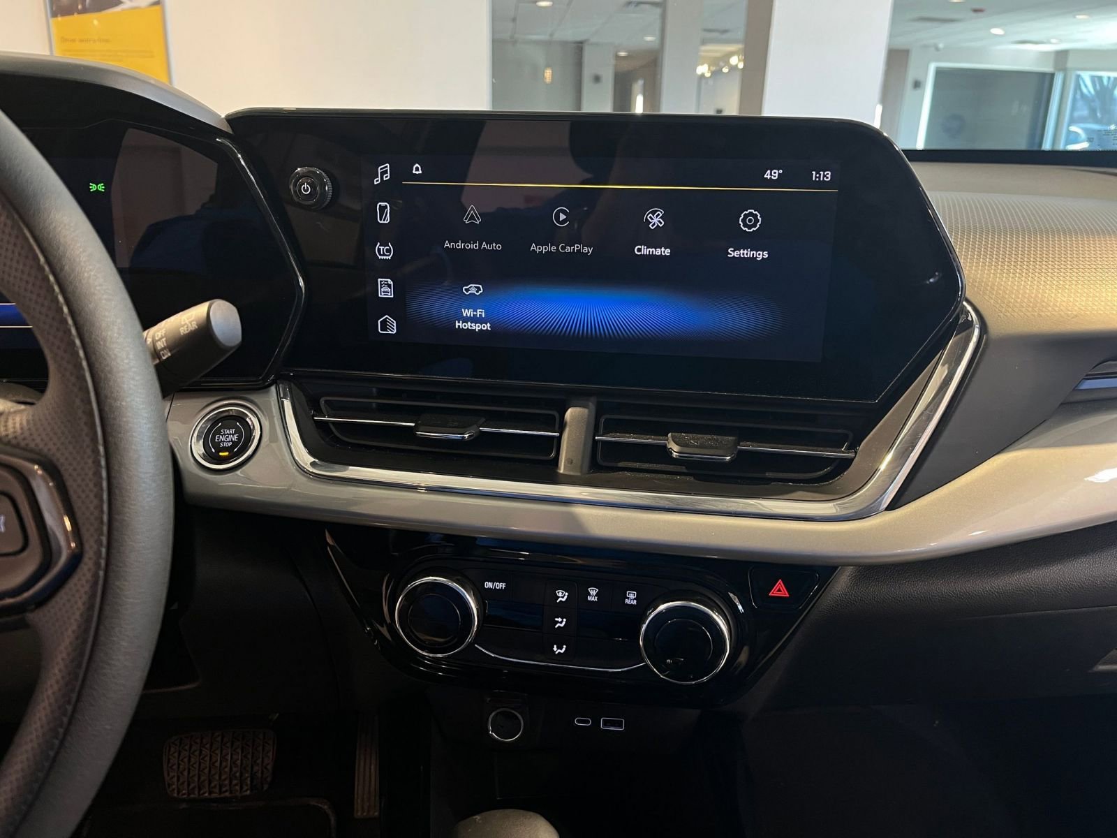 Thumbnail: 2025 Chevrolet Trax - 21