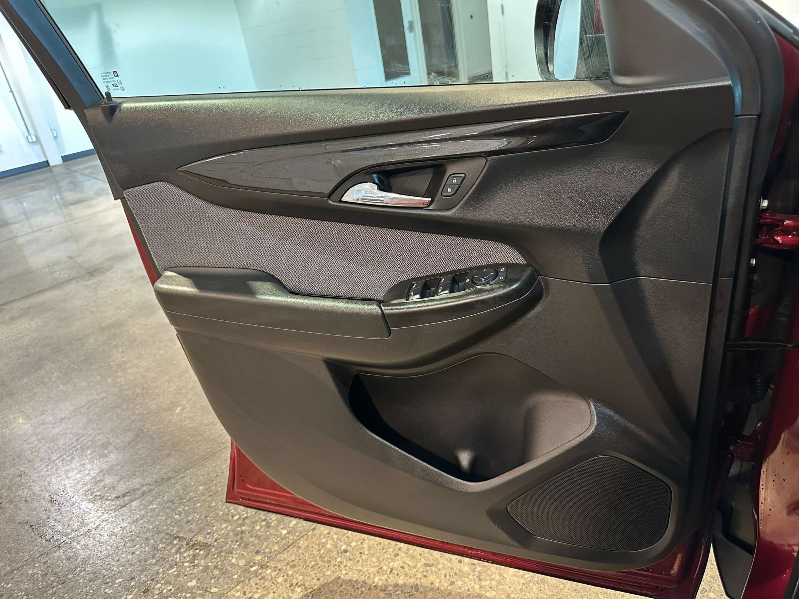 Thumbnail: 2025 Chevrolet TrailBlazer - 18