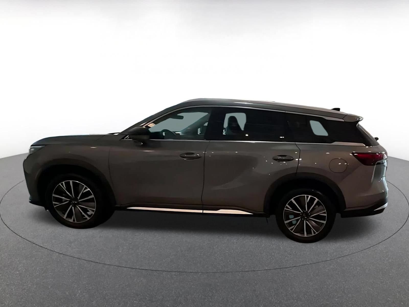 Thumbnail: 2026 INFINITI QX60 - 9