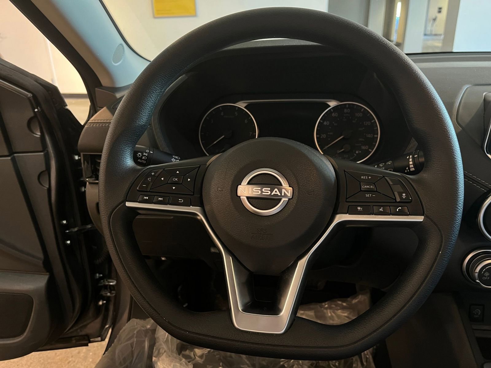 Thumbnail: 2025 Nissan Sentra - 27