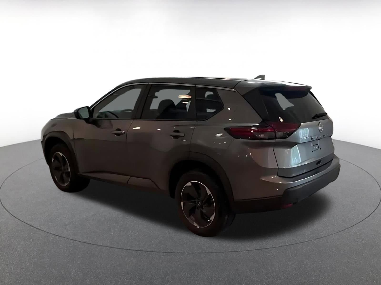 Thumbnail: 2025 Nissan Rogue - 10