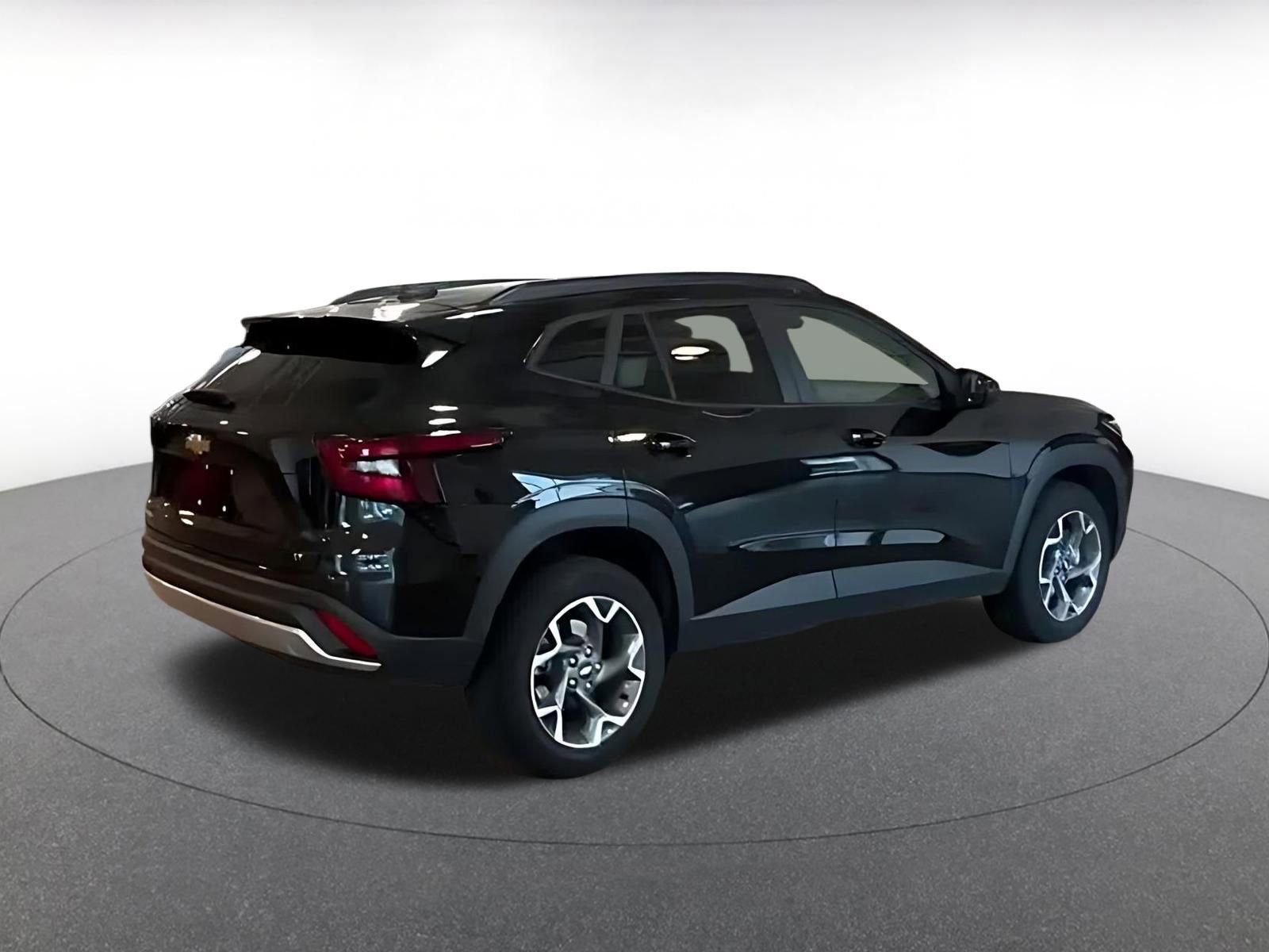 Thumbnail: 2025 Chevrolet Trax - 12
