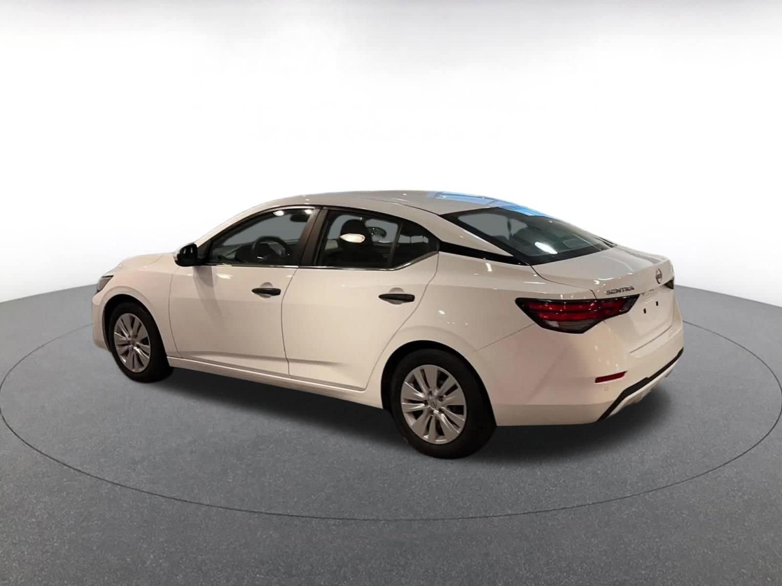 Thumbnail: 2025 Nissan Sentra - 10