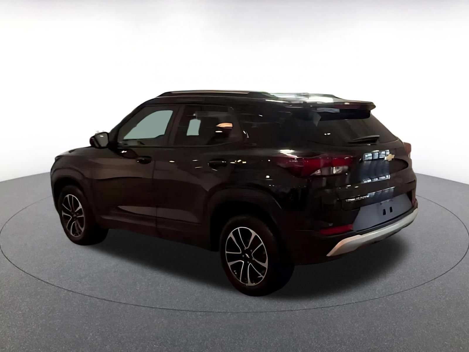Thumbnail: 2025 Chevrolet TrailBlazer - 13
