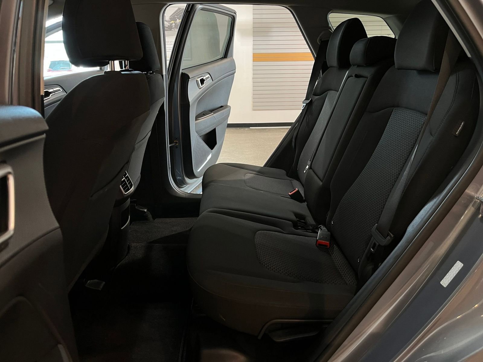 Thumbnail: 2025 Kia Sportage - 25