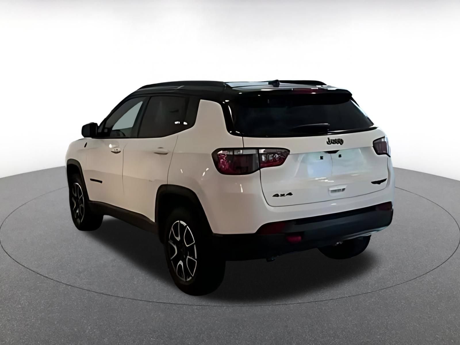 Thumbnail: 2025 Jeep Compass - 15