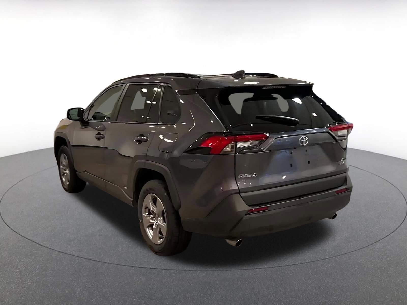 Thumbnail: 2025 Toyota RAV4 - 11