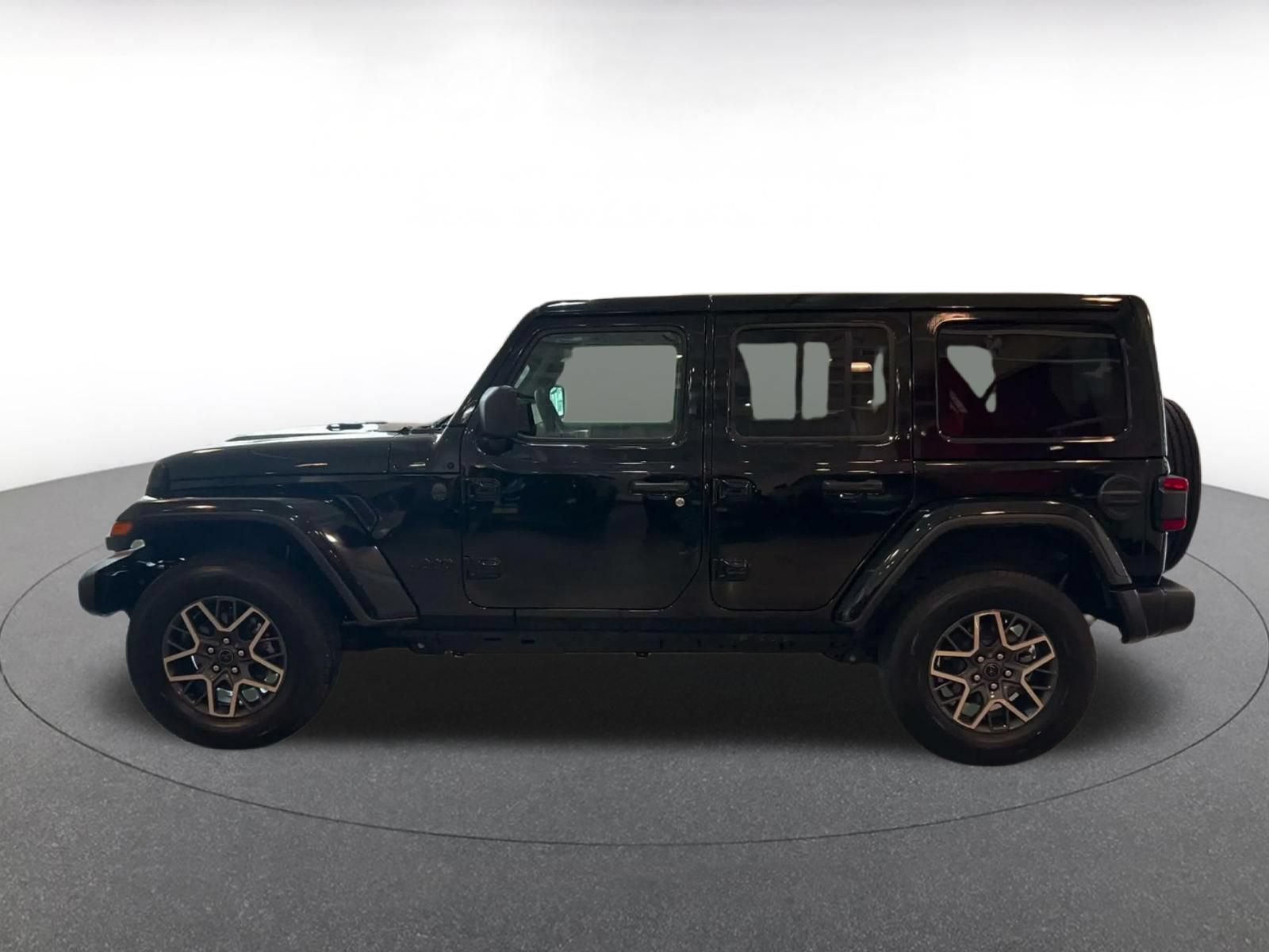 Thumbnail: 2025 Jeep Wrangler - 9
