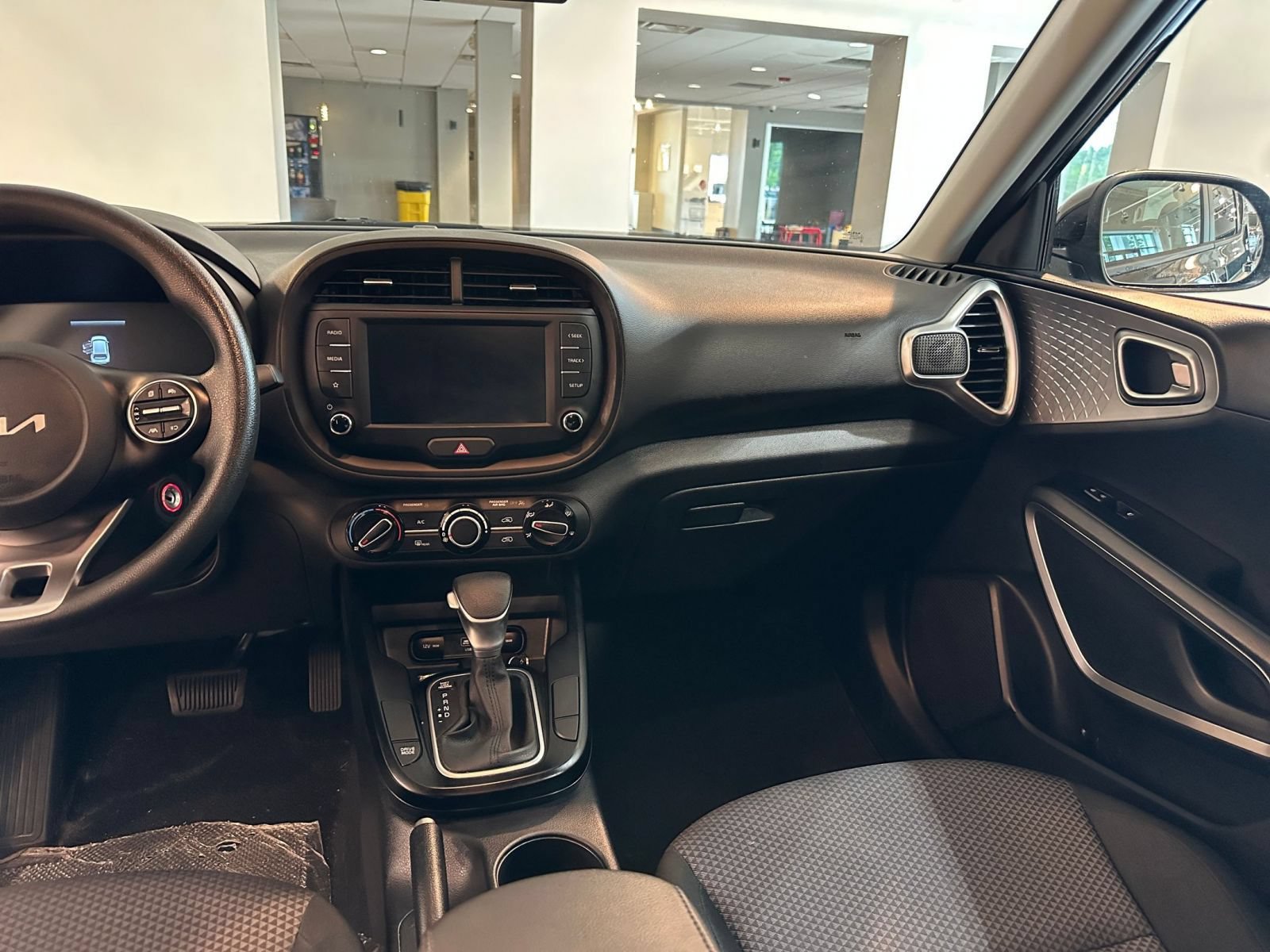 Thumbnail: 2025 Kia Soul - 35