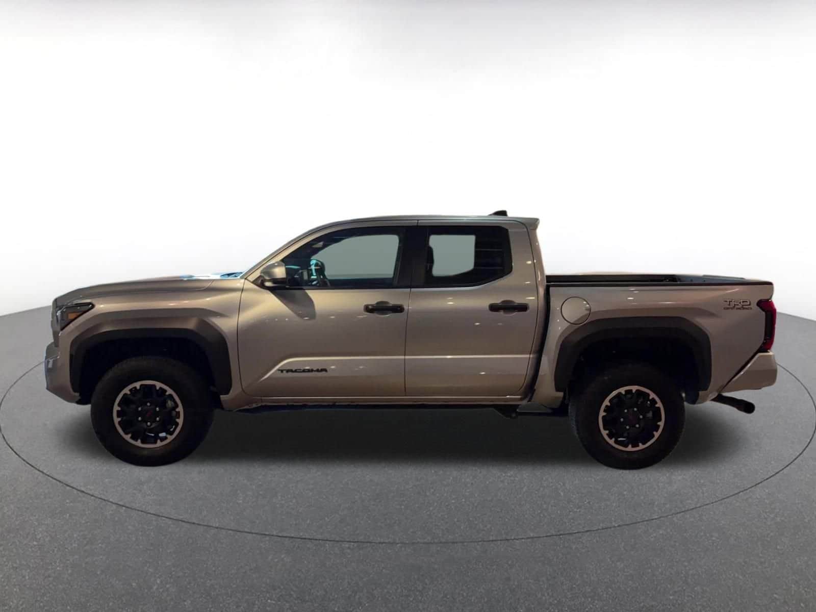 Thumbnail: 2025 Toyota Tacoma - 9