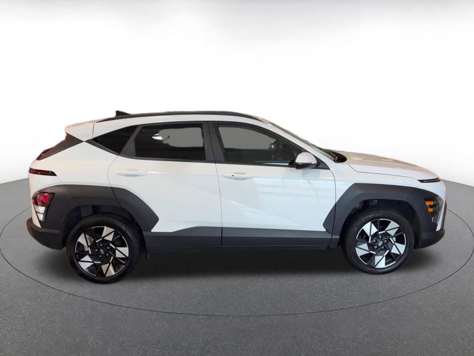 Thumbnail: 2025 Hyundai Kona - 16