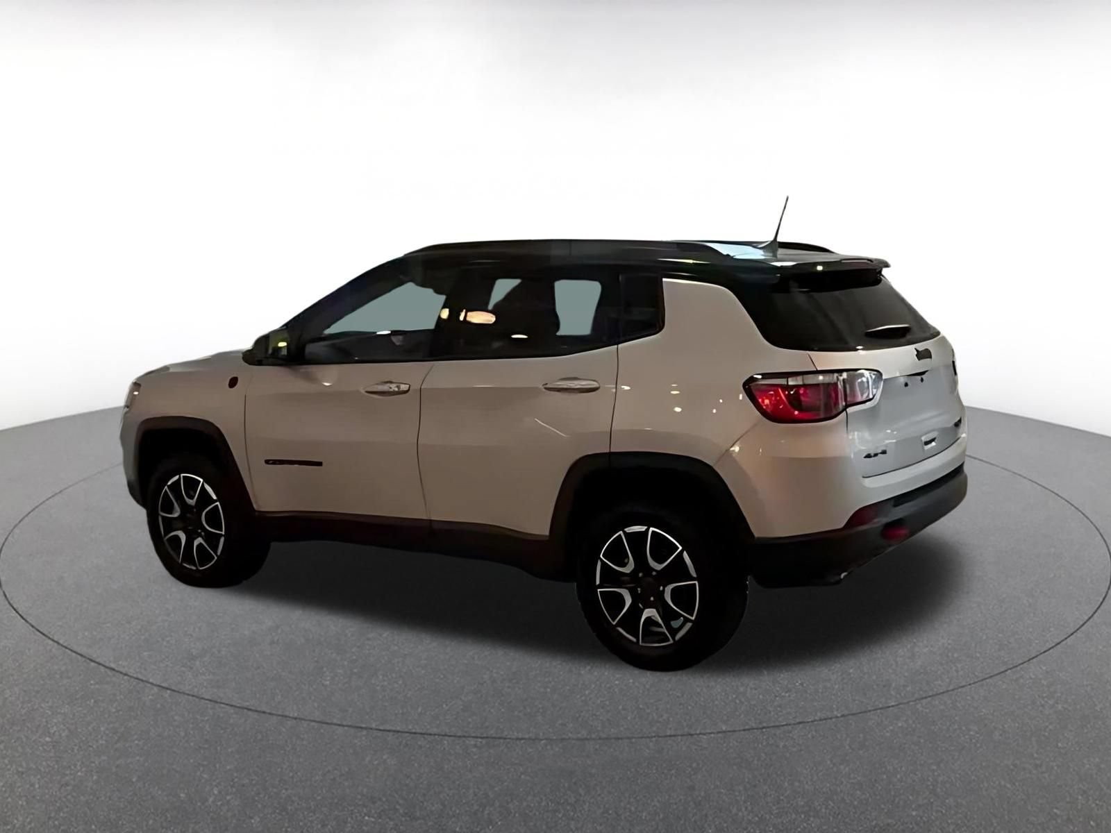 Thumbnail: 2025 Jeep Compass - 12