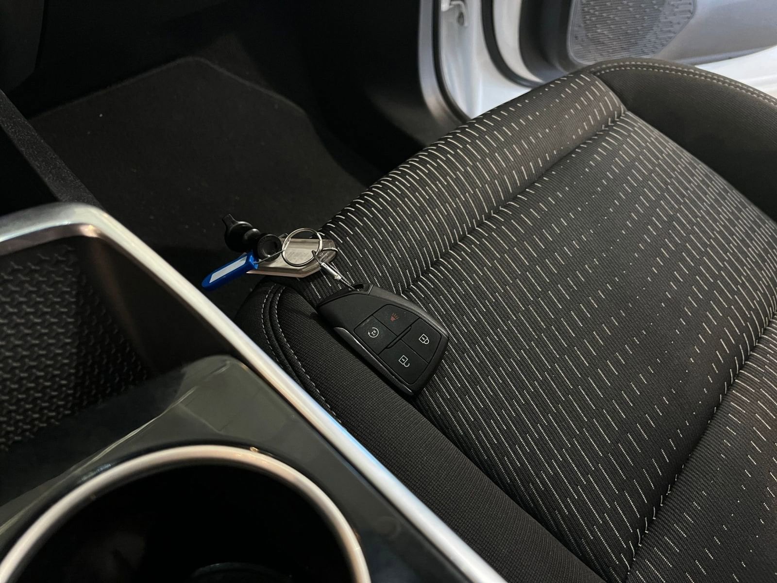 Thumbnail: 2025 Chevrolet Equinox - 21