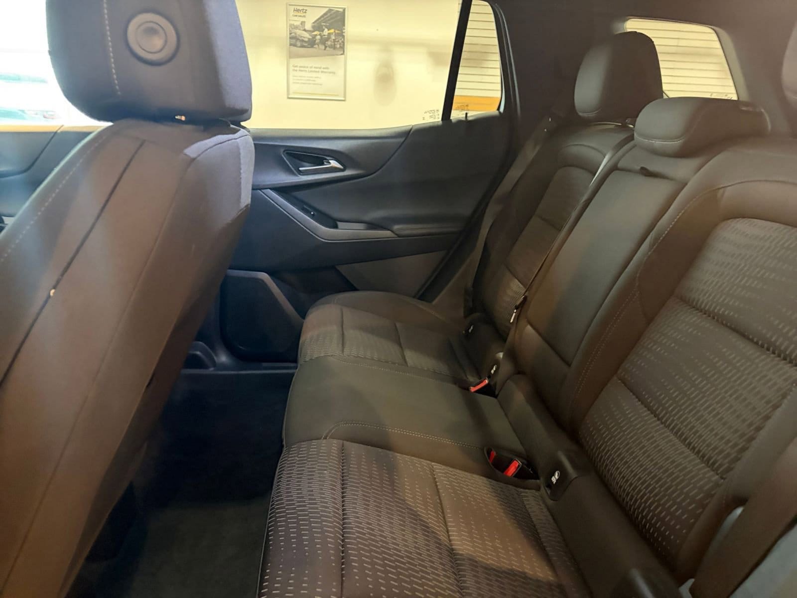 Thumbnail: 2025 Chevrolet Equinox - 25