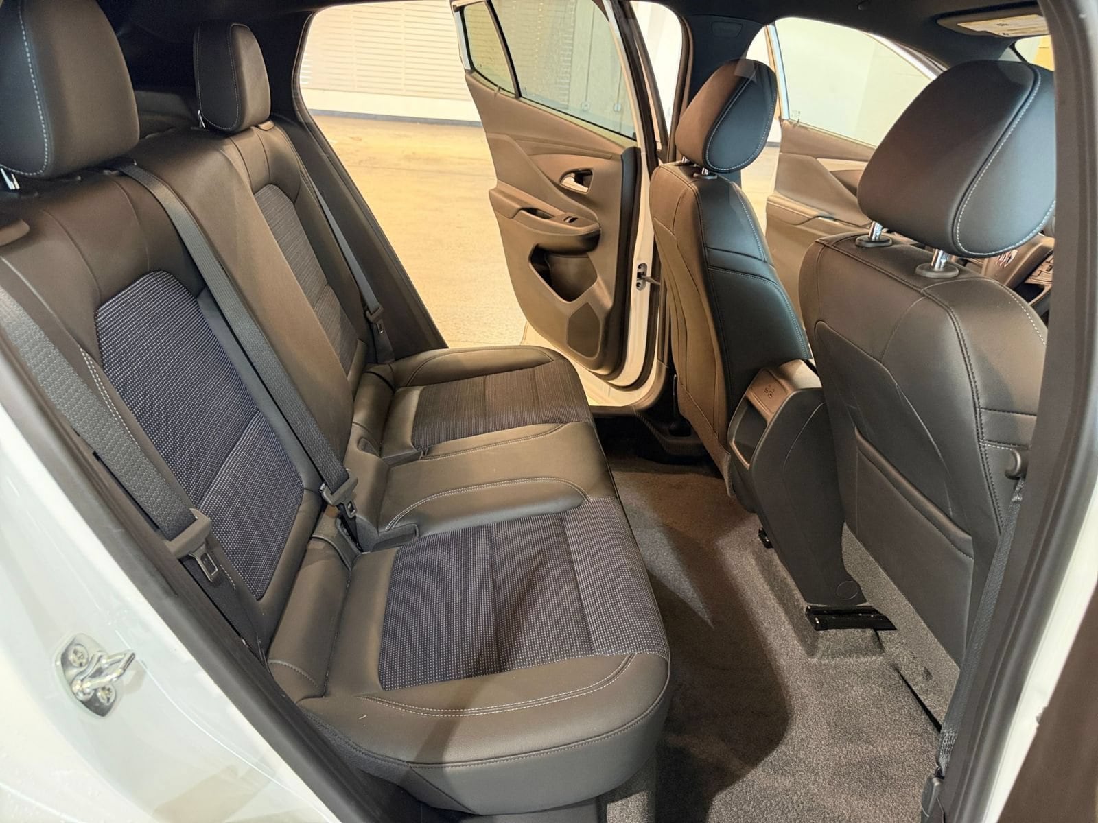 Thumbnail: 2025 Buick Envista - 31