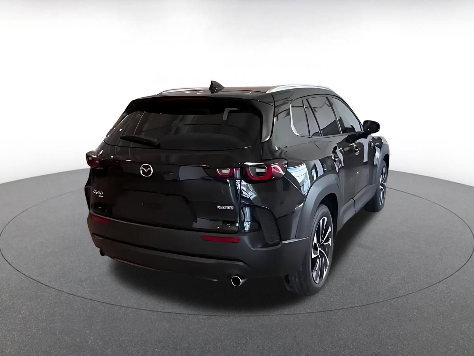 Thumbnail: 2025 Mazda CX-50 - 12