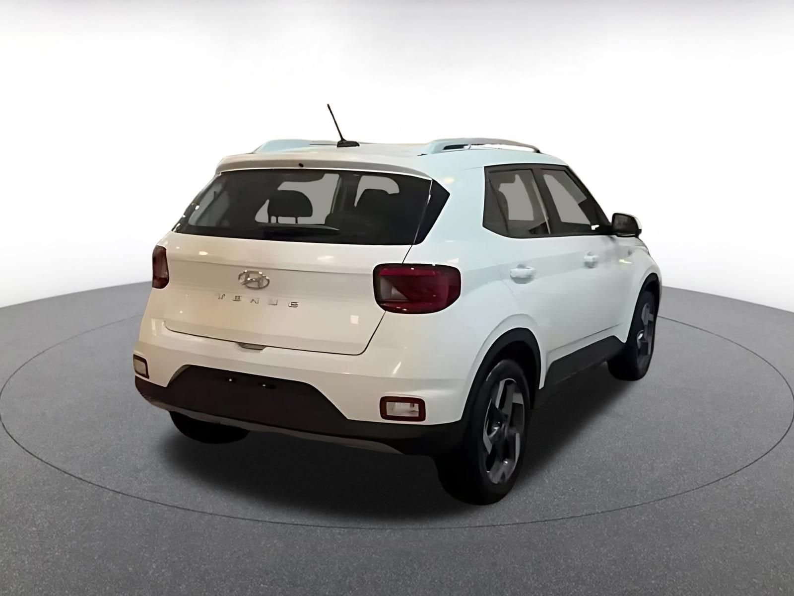 Thumbnail: 2026 Hyundai Venue - 12