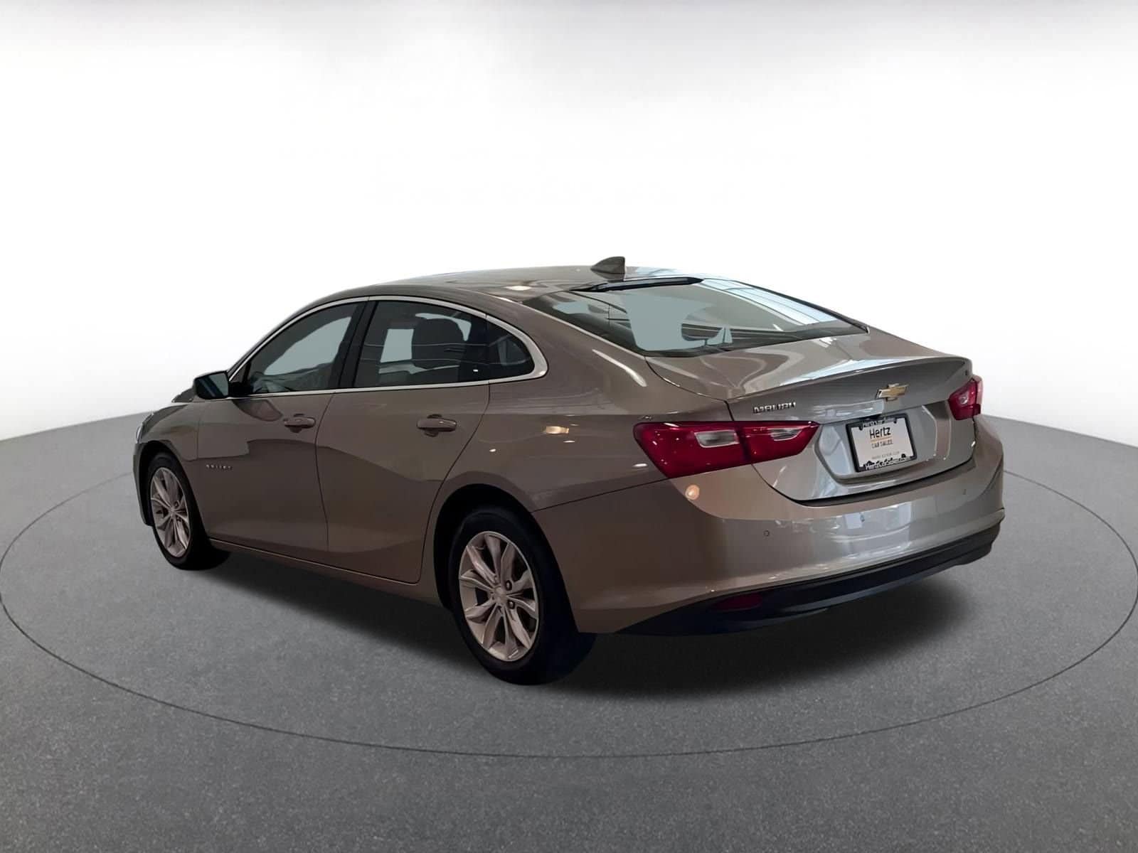 Thumbnail: 2024 Chevrolet Malibu - 11