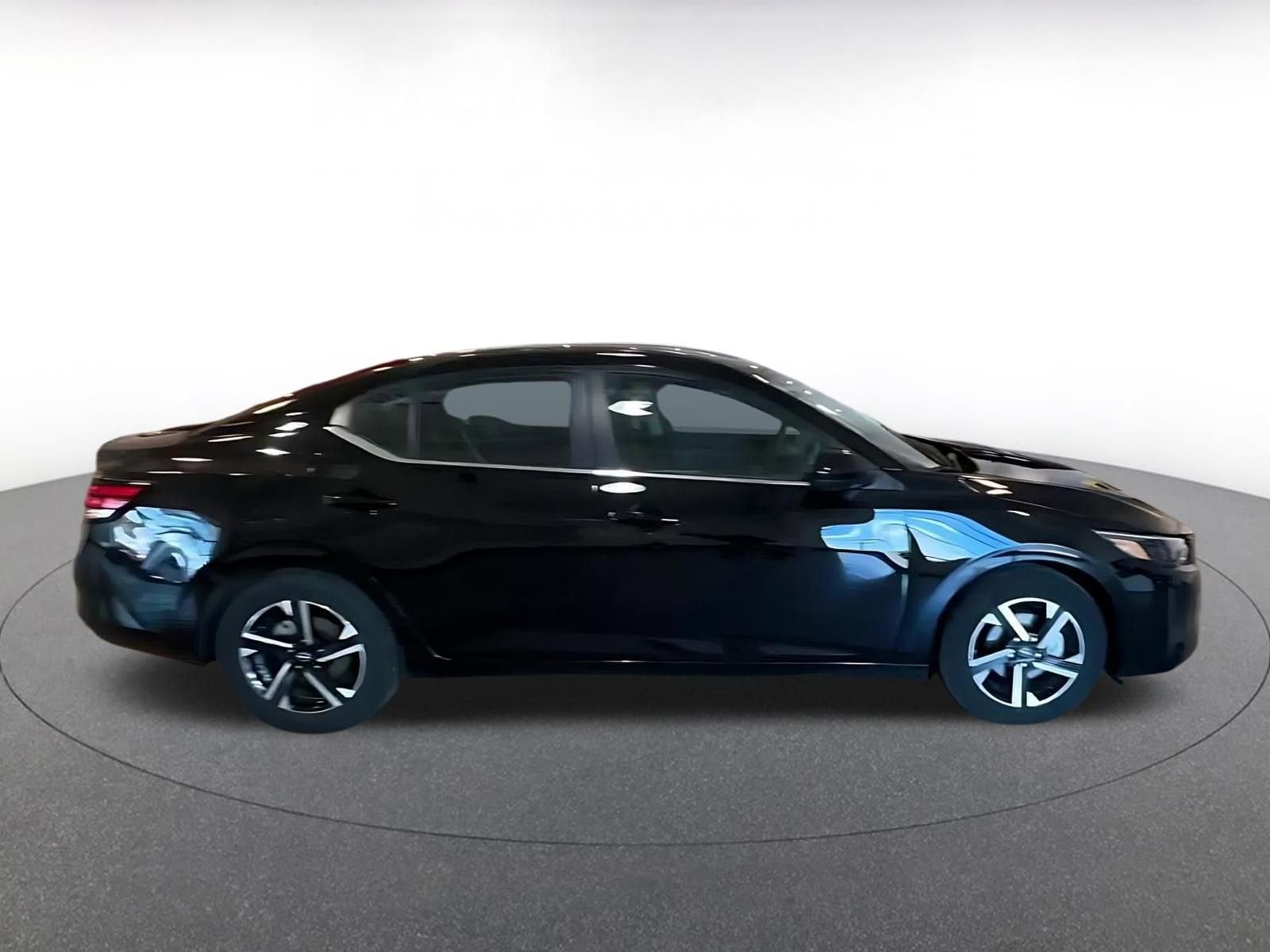 Thumbnail: 2025 Nissan Sentra - 16