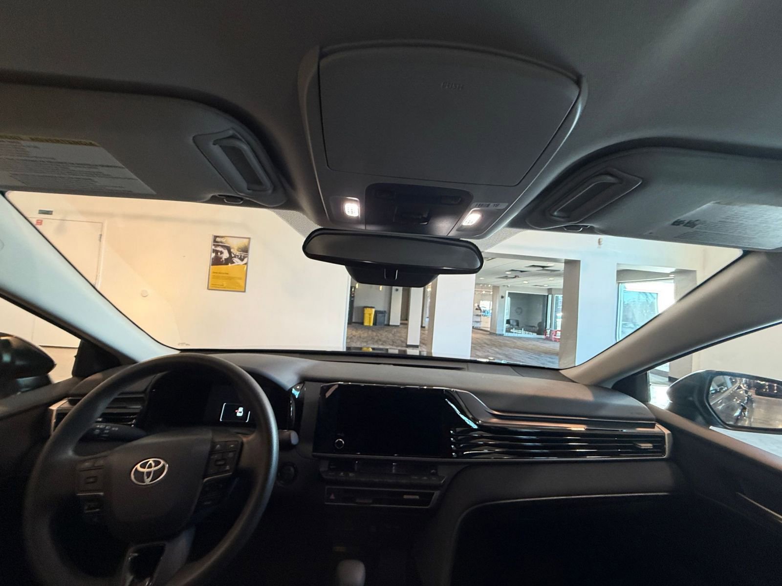 Thumbnail: 2025 Toyota Camry - 32