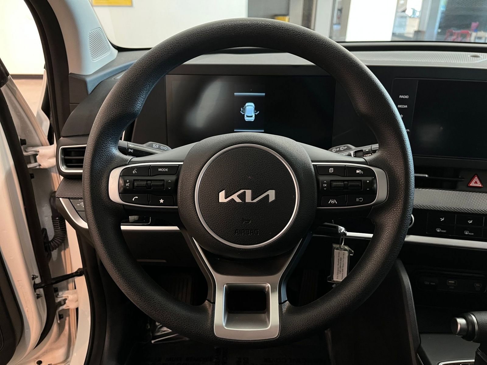 Thumbnail: 2025 Kia Sportage - 28