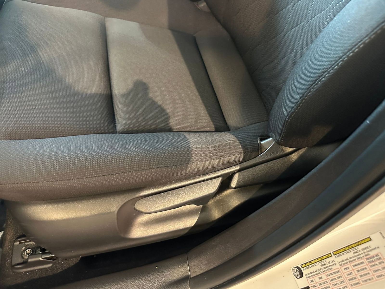 Thumbnail: 2025 Toyota Corolla - 22