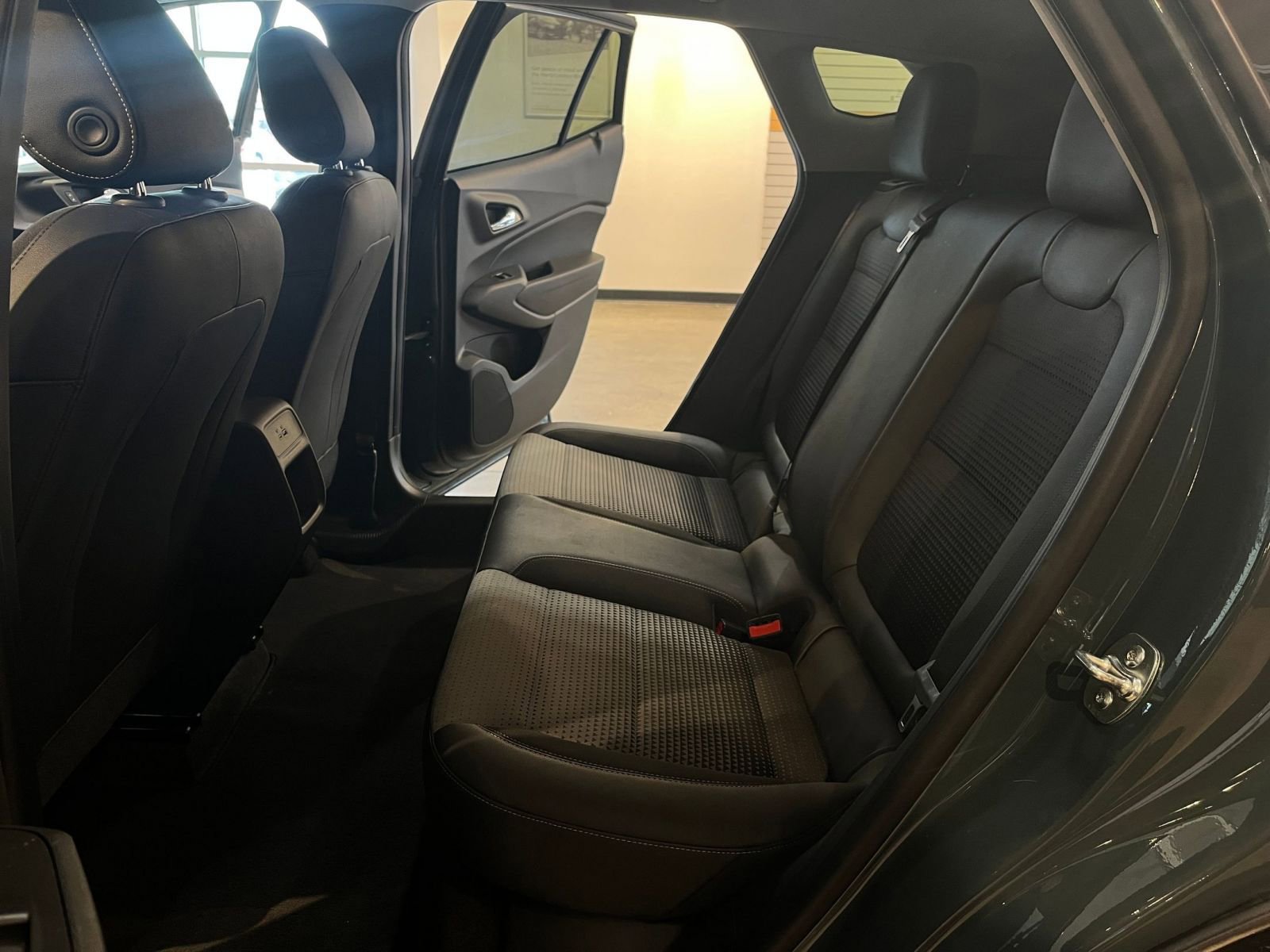 Thumbnail: 2025 Chevrolet Trax - 24