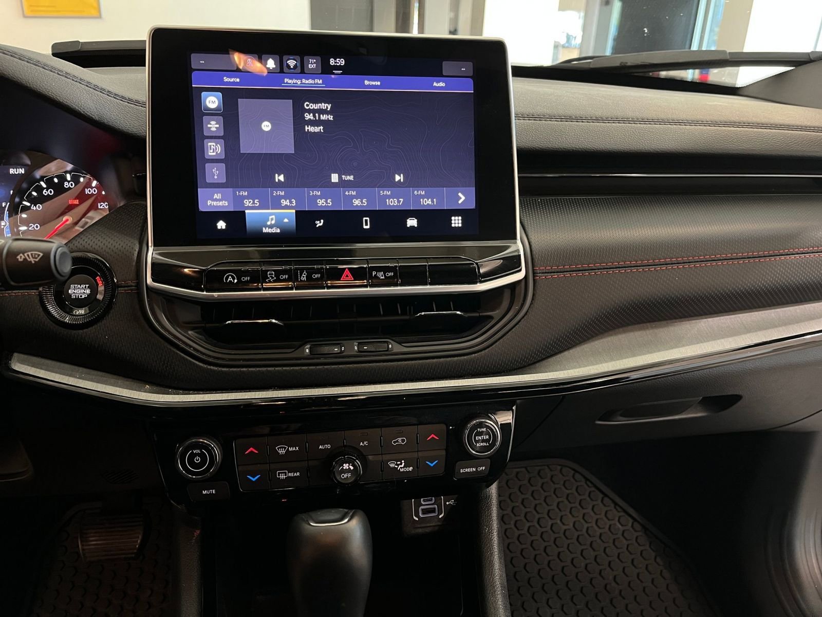 Thumbnail: 2025 Jeep Compass - 17