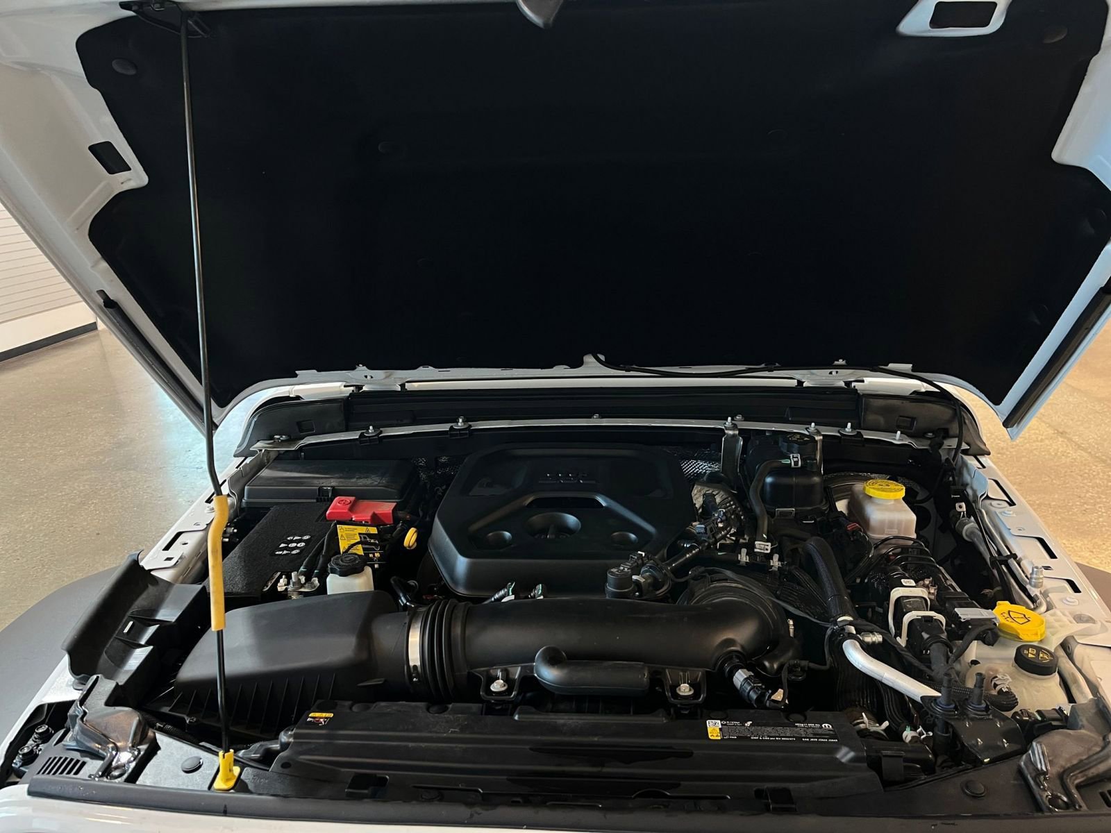 Thumbnail: 2025 Jeep Wrangler - 32