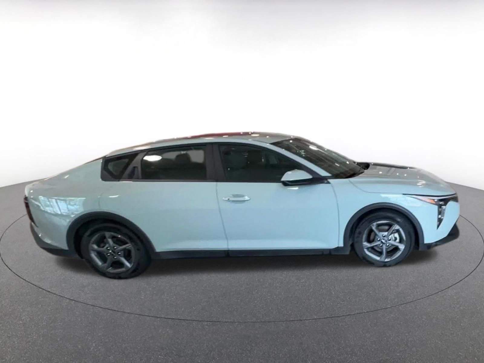 Thumbnail: 2025 Kia K4 - 11