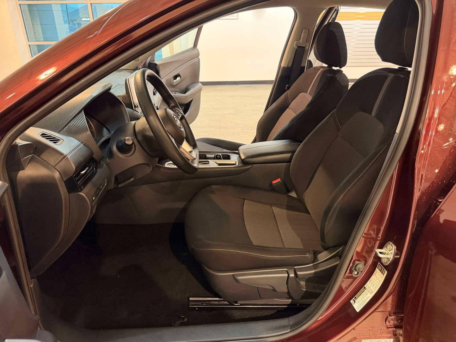 Thumbnail: 2025 Nissan Sentra - 25