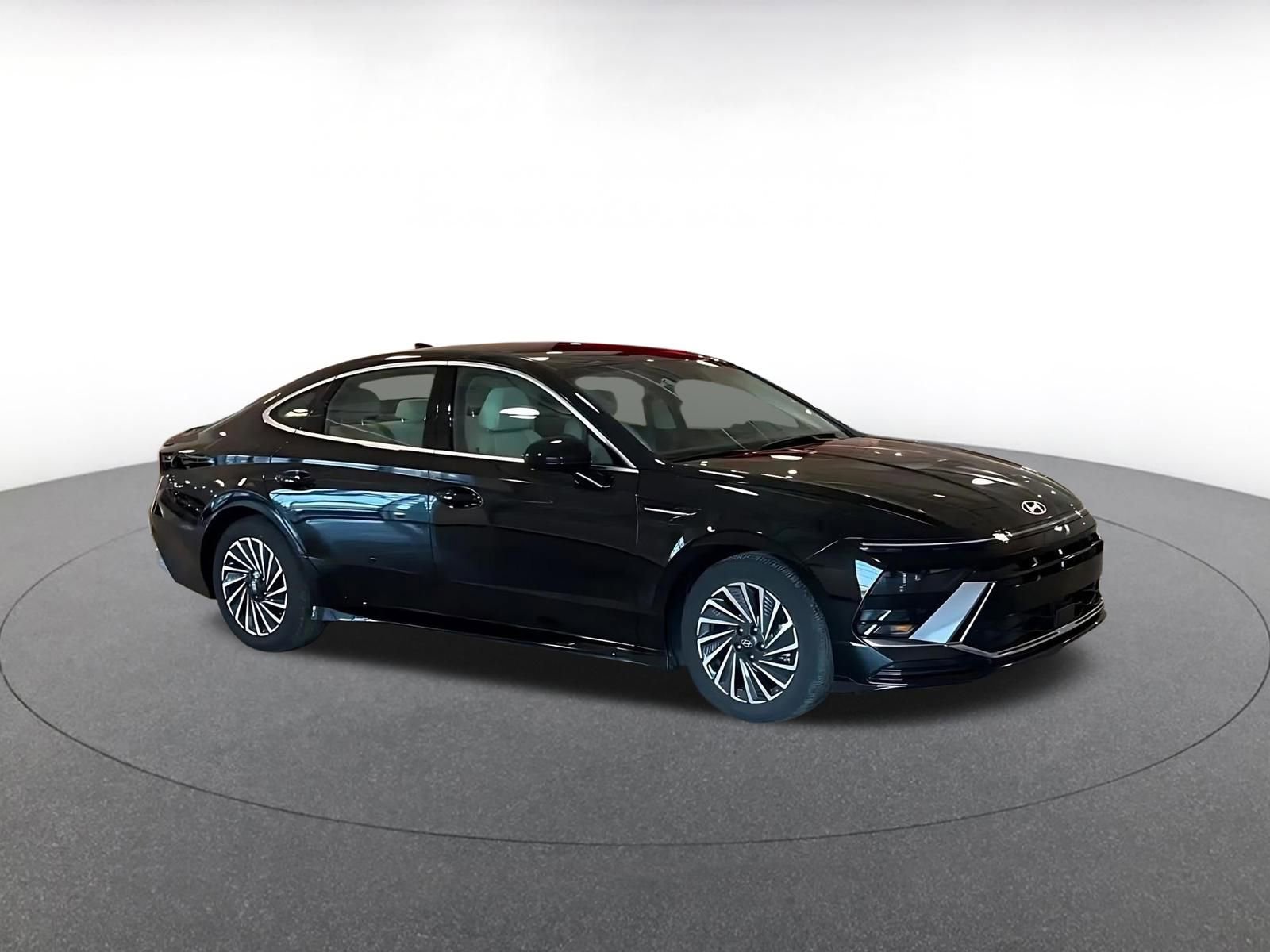 Thumbnail: 2025 Hyundai Sonata - 2