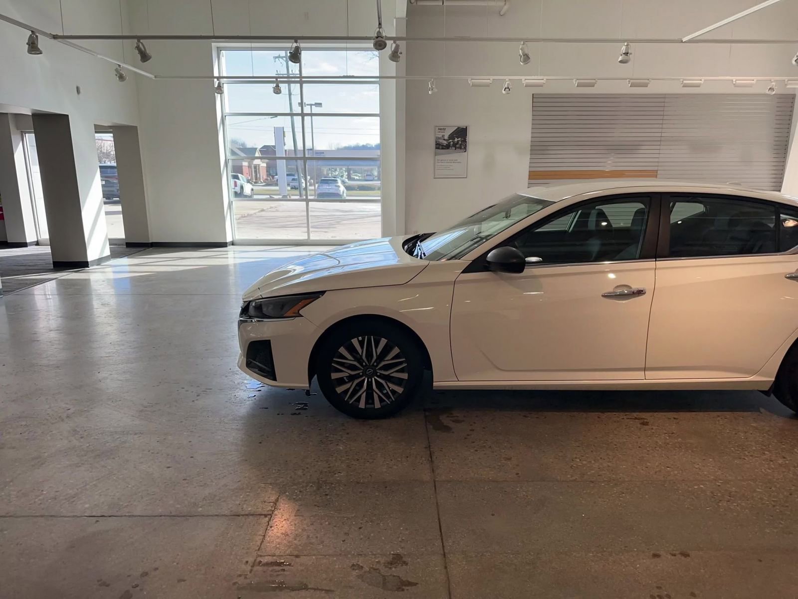 Thumbnail: 2025 Nissan Altima - 16