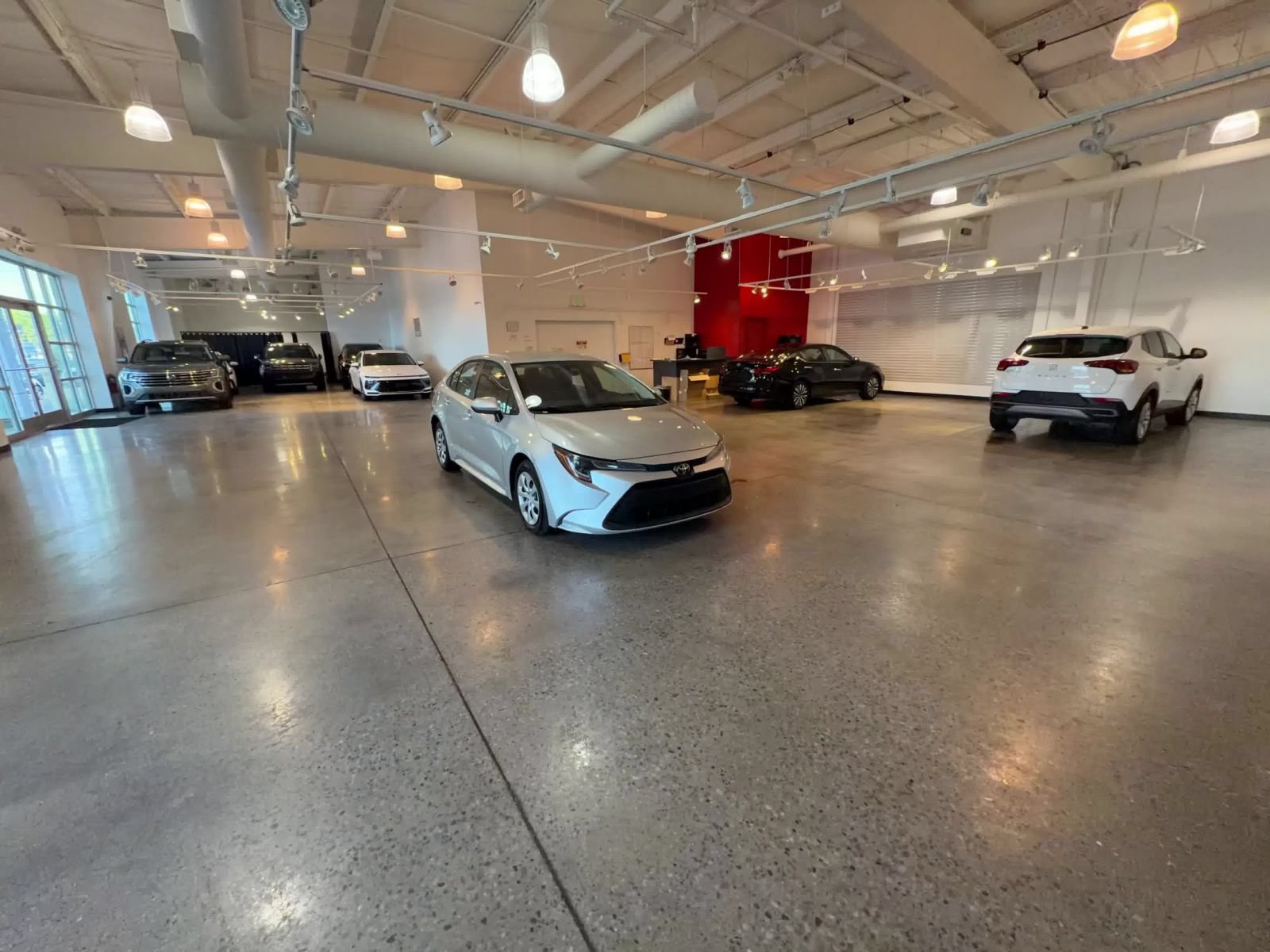 Thumbnail: 2025 Toyota Corolla - 15