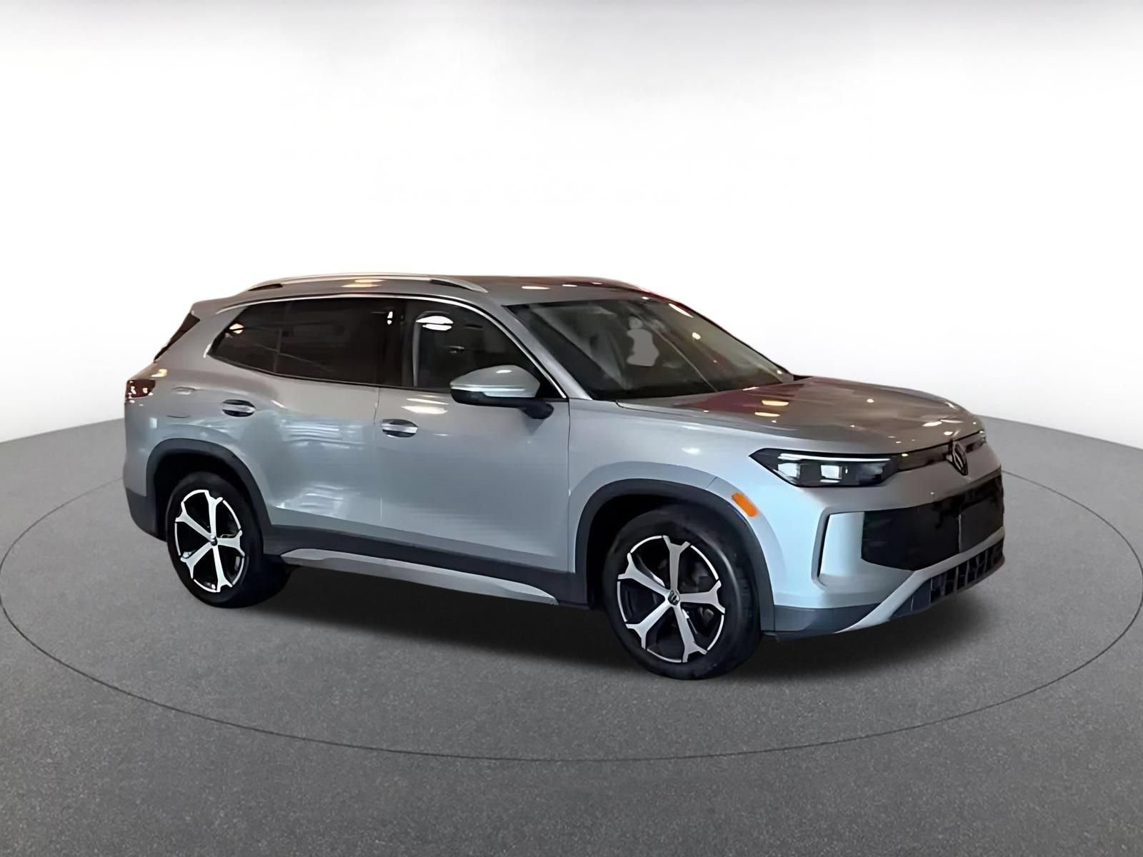 Thumbnail: 2026 Volkswagen Tiguan - 2