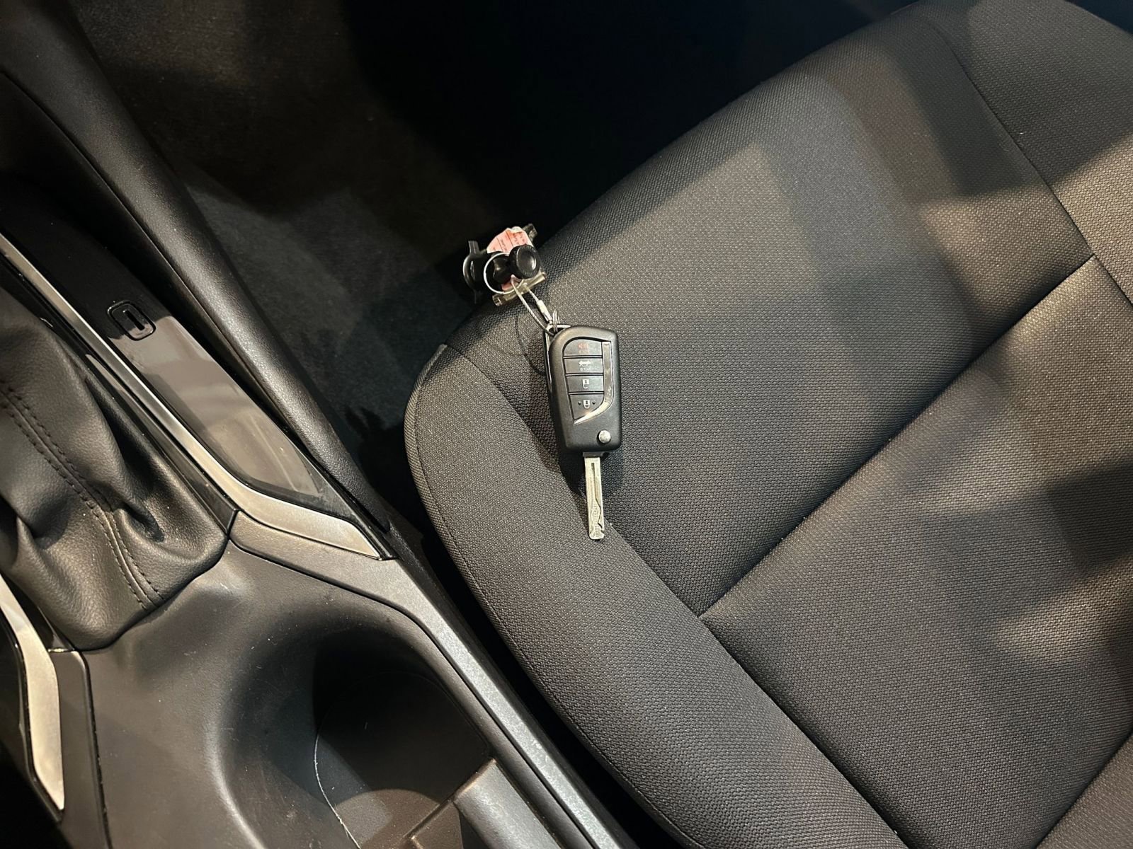 Thumbnail: 2025 Toyota Corolla - 22